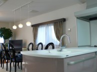 明るく開放的なキッチンへ 明るく開放的なキッチンへ